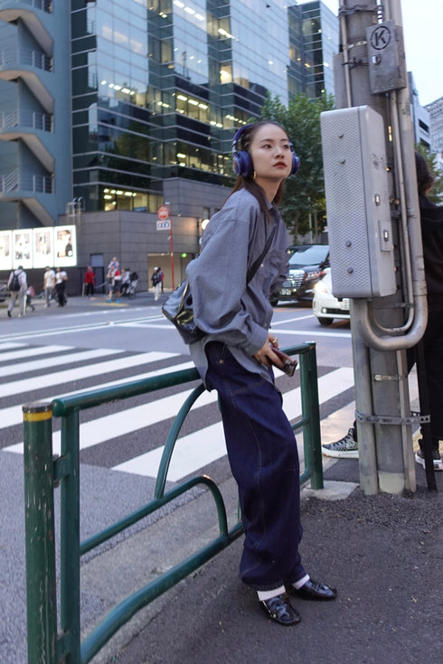 刺繍カーブデニム